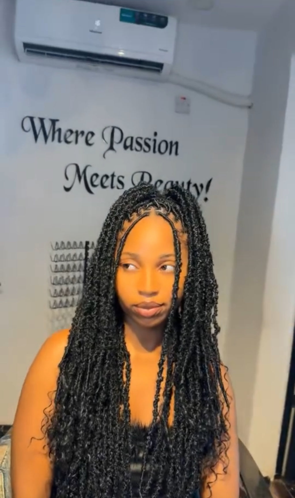 Arya Handmade Locs - Black